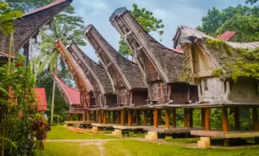 Paket Tour Toraja