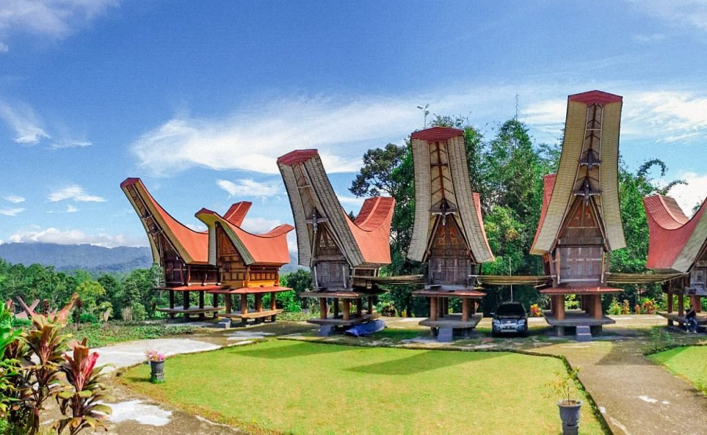 tour-toraja-sahabat-pinisi