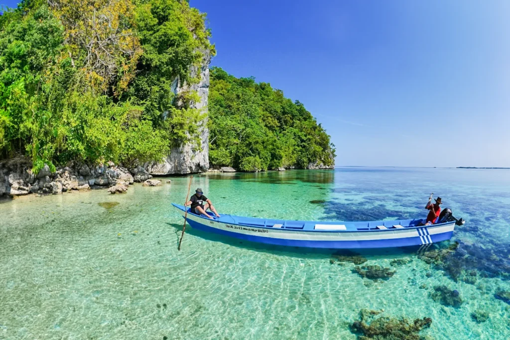 Banda Neira Sahabat Pinisi